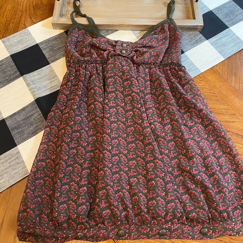 Adorable Hazel tank Size XS
